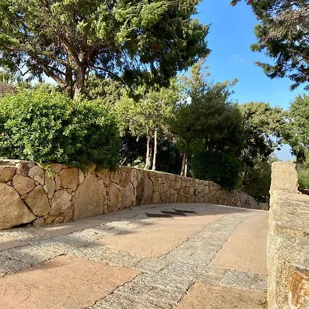 Independent Villa, Cala Dei Ginepri, Baja Sardinia